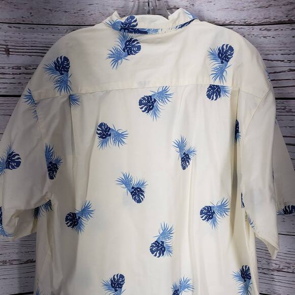 Caribbean Swimwear Men's Blue Cream Hawaiian Short Sleeve Shirt Size Large - Picture 9 of 14